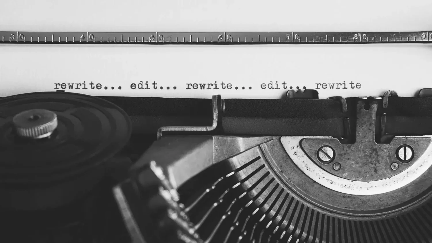 Typewriter with English text